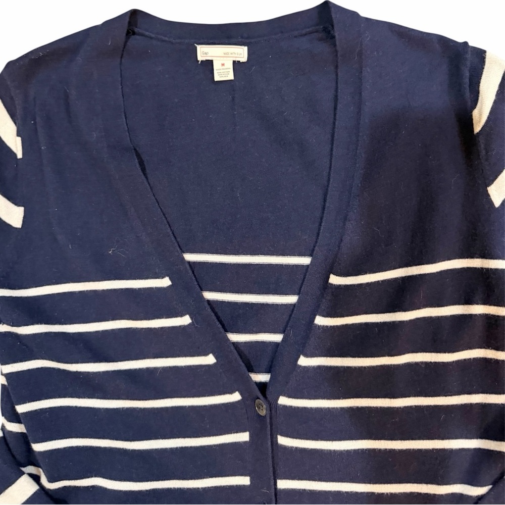 GAP Silk Blend Navy & White Striped Button Down V-Neck Cardigan Sweater Sz M - Picture 3 of 3